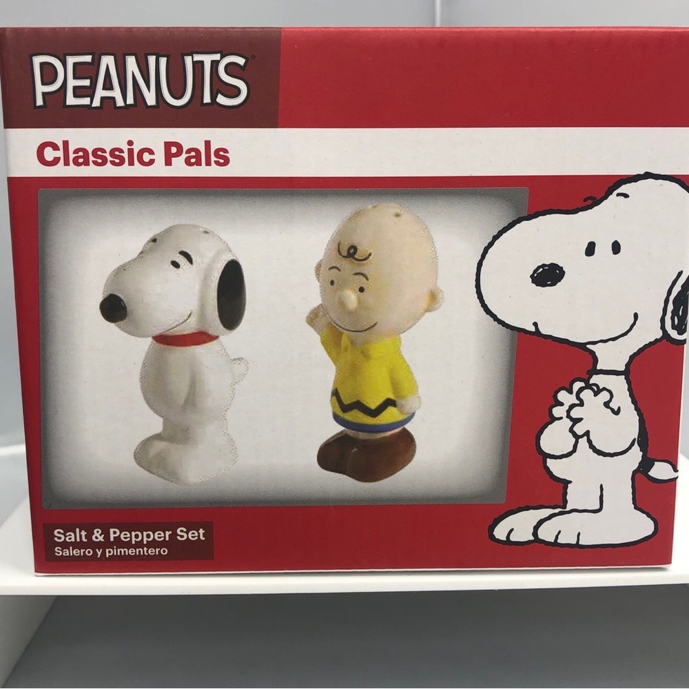 Peanuts Classic Pals (Snoopy & Charlie Brown) Ceramic Salt & Pepper Set